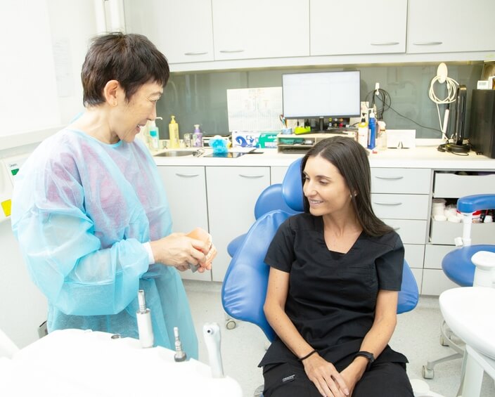 Dental Clinic in Central 中環牙醫